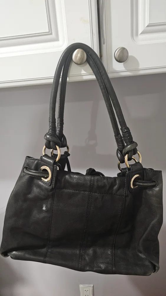 Michael Kors Black Leather Shoulder Bag image indicator(2)