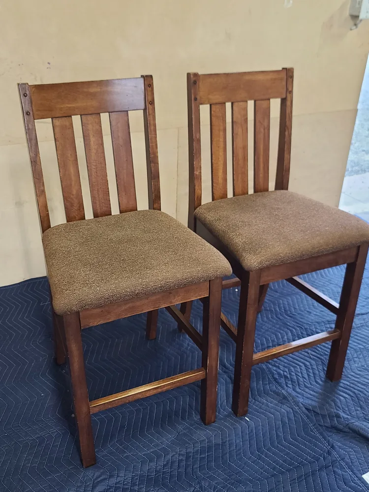 Set of 2 Wooden Bar Stools image indicator(3)