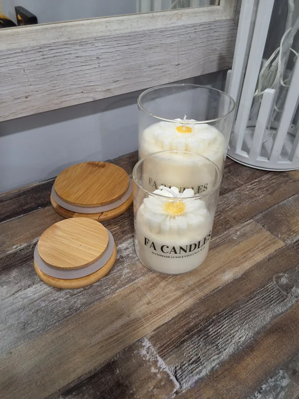 FA Candles Handmade Unscented Soy Wax Candle image indicator(6)