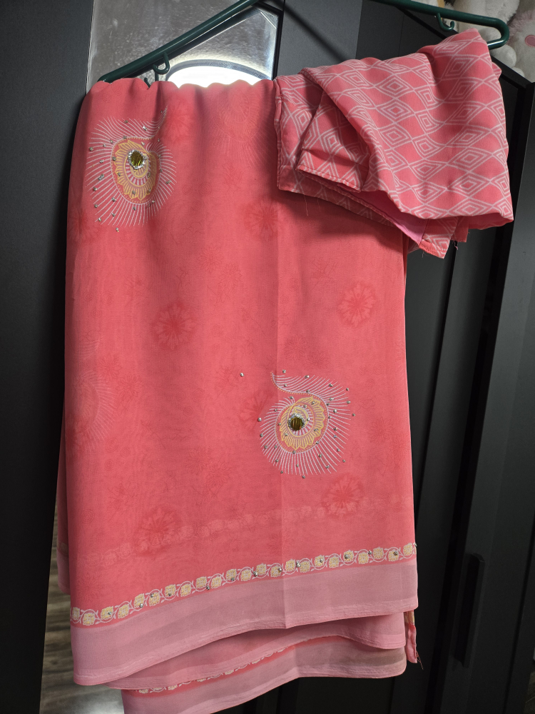 Pink Saree with Embellishments. With Blouse