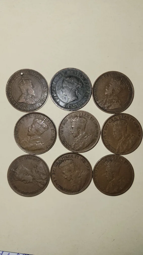 Vintage Canadian Penny Collection image indicator(2)