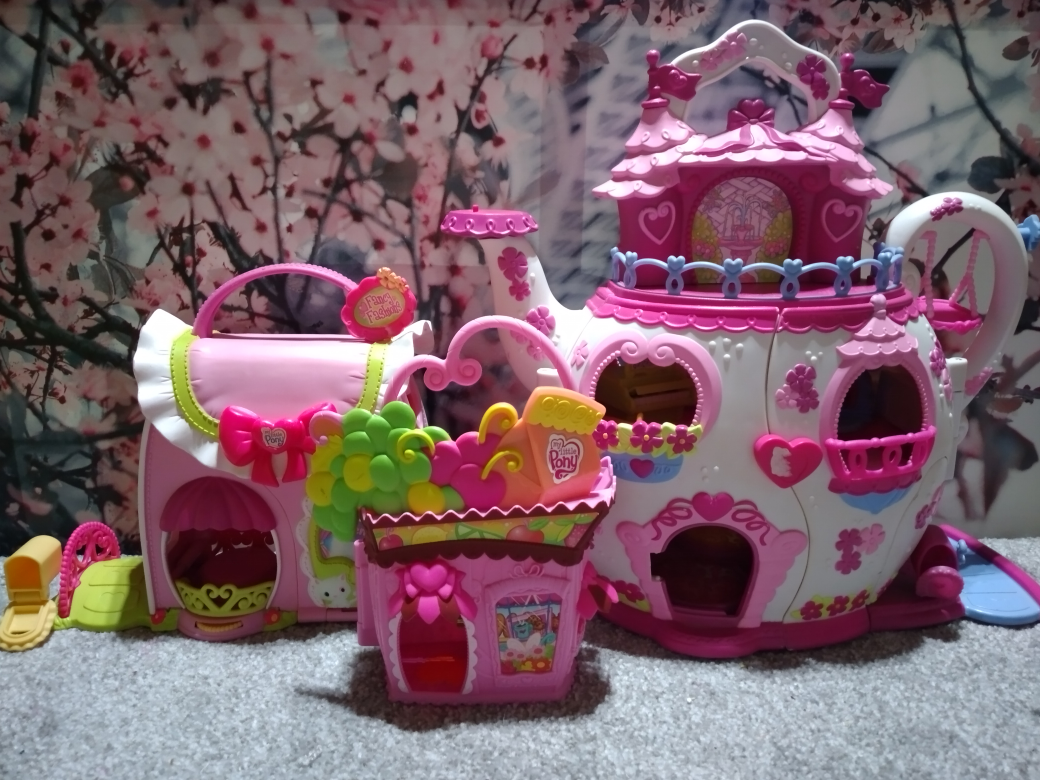 My Little Pony Playset Lot