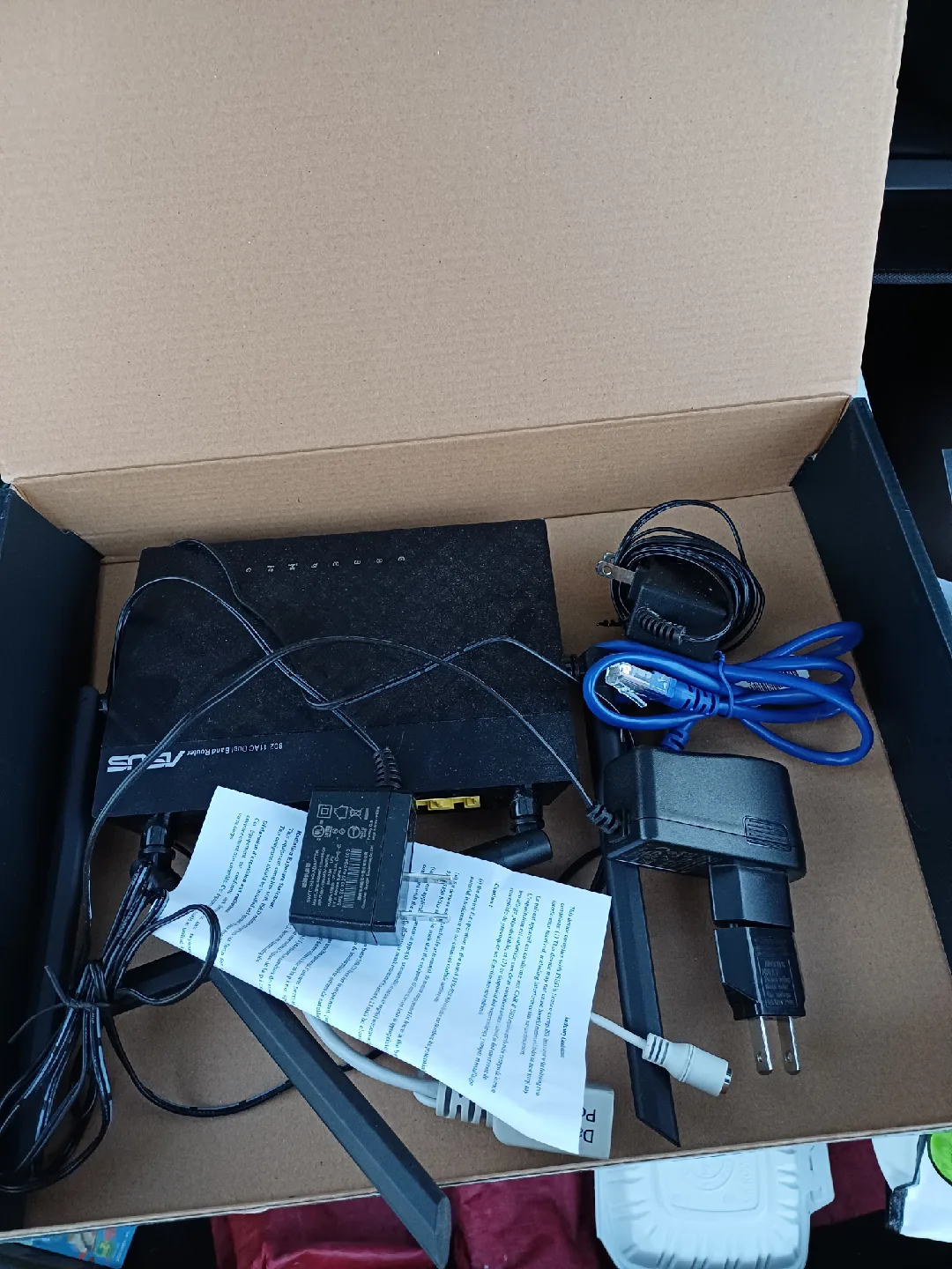 ASUS RT-AC1200 Dual Band Wi-Fi Router image indicator(2)