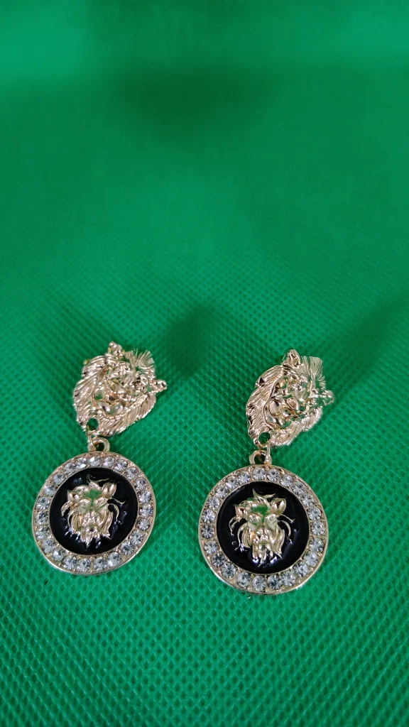 Lion Head Dangle Earrings thumbnail