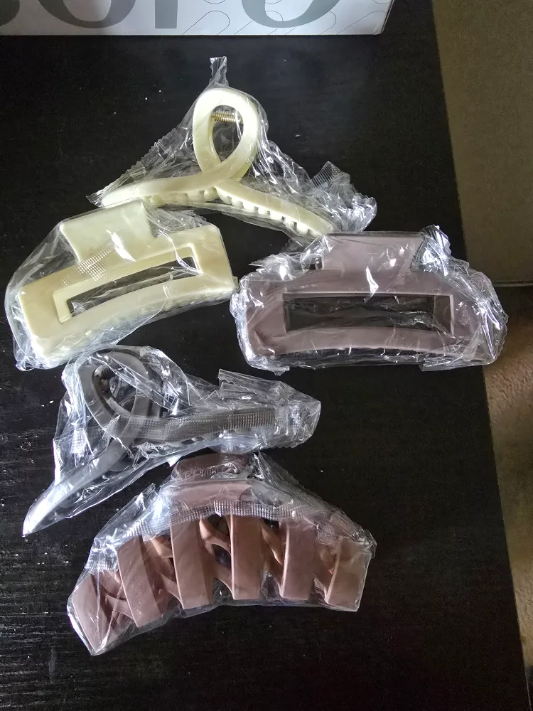 New Hair Claw Clip Set - 5 Pieces thumbnail
