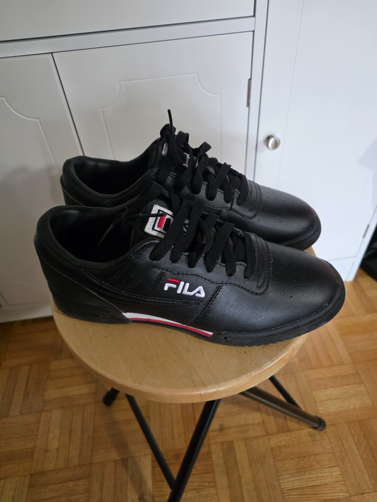 FILA Shoes- Size 8