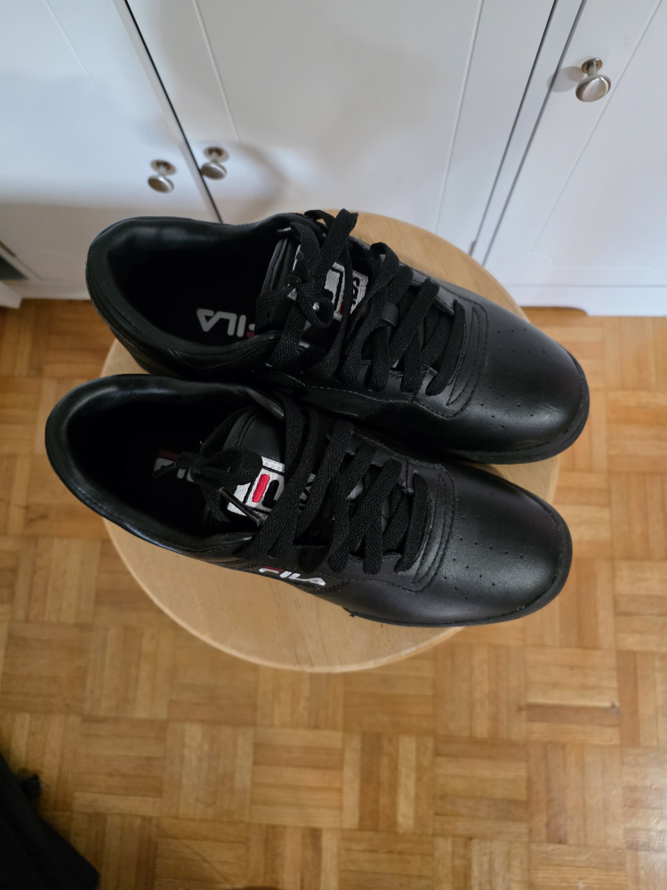 FILA Shoes- Size 8 - photo 3