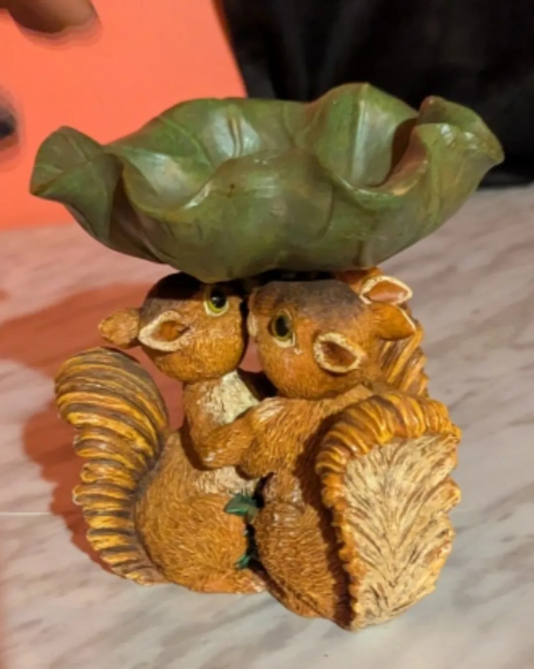 Squirrel Figurine with Leaf Dish image indicator(2)