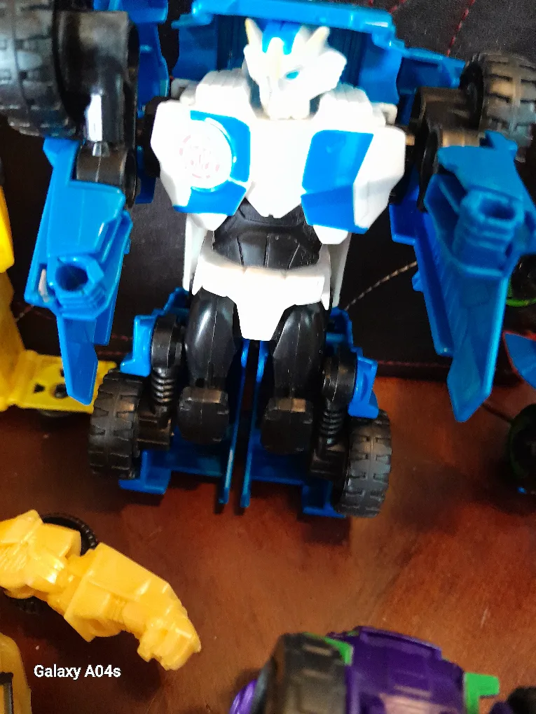 Transformer Toy Lot image indicator(4)