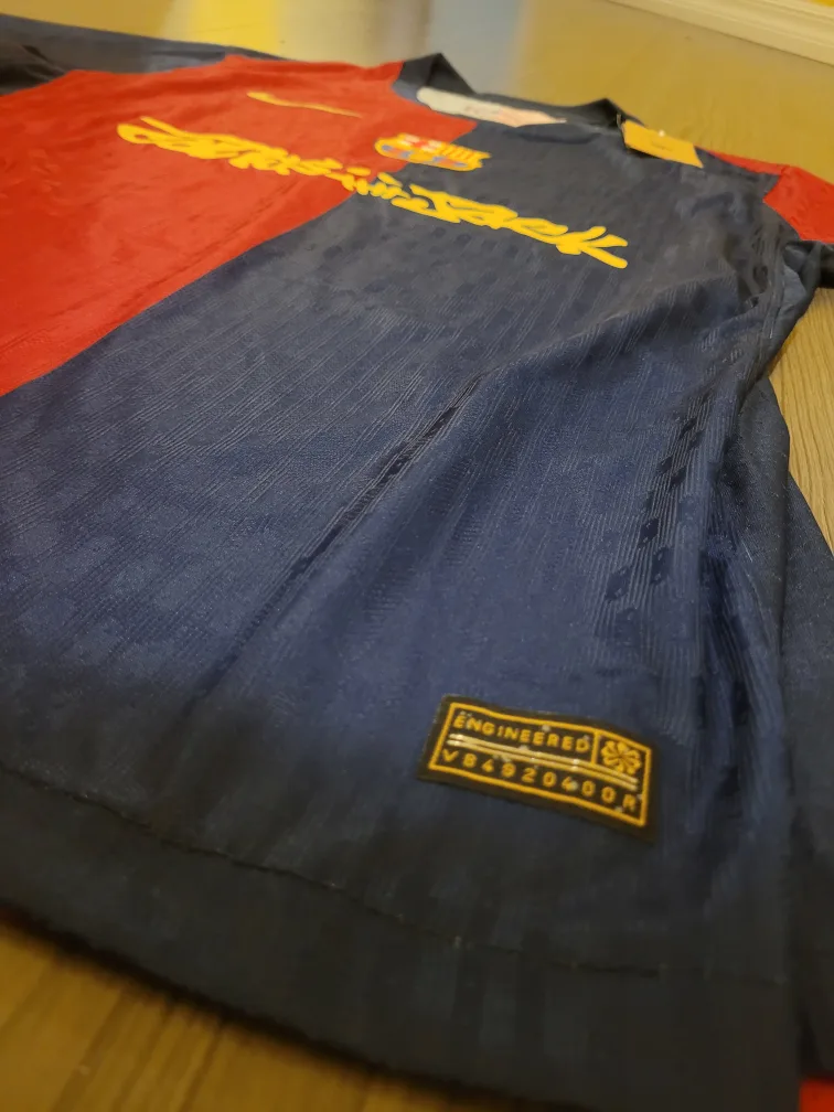 Nike FC Barcelona x Travis Scott Cactus Jack Home Jersey image indicator(2)