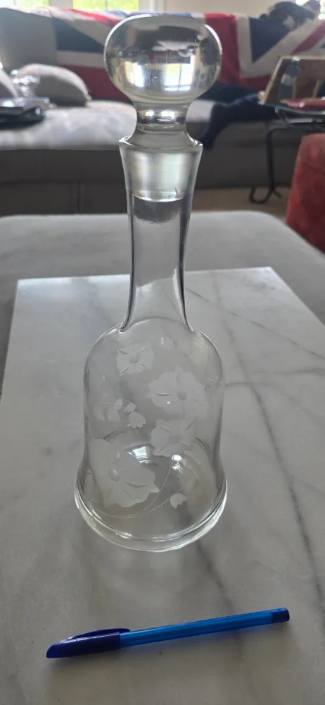 Clear Glass Decanter with Floral Design image indicator(2)