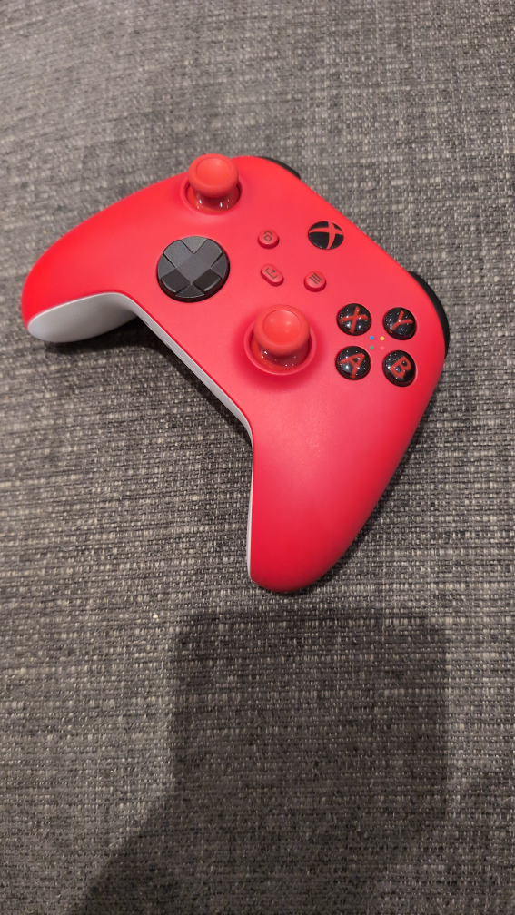 Red Xbox Wireless Controller - photo 3