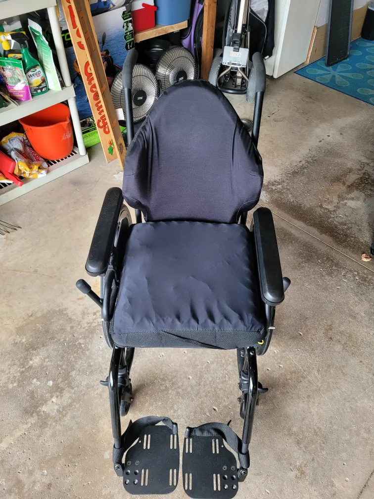X-Core AXDL1618 Wheelchair - Max 300 lbs thumbnail