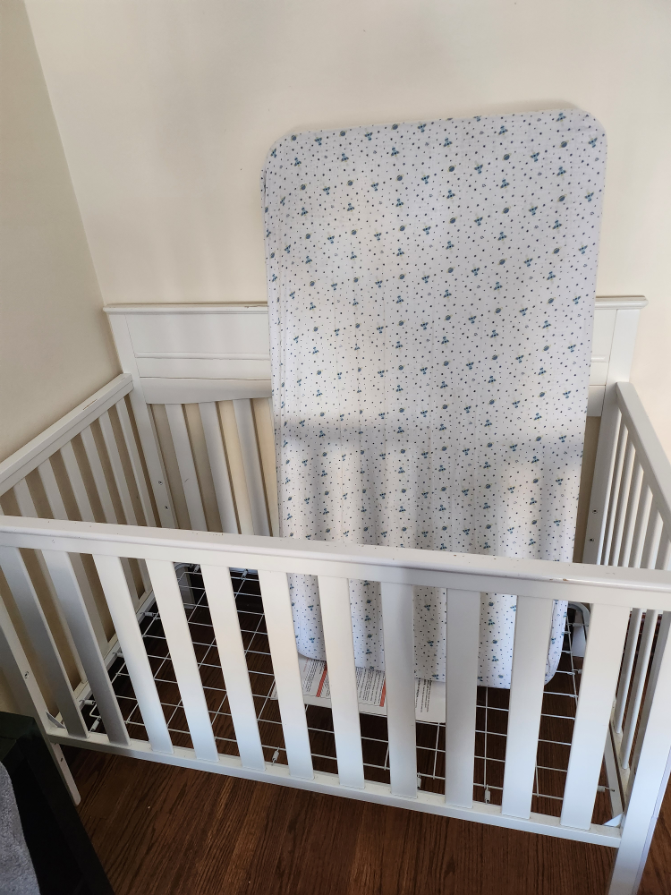 Toddler crib - photo 3