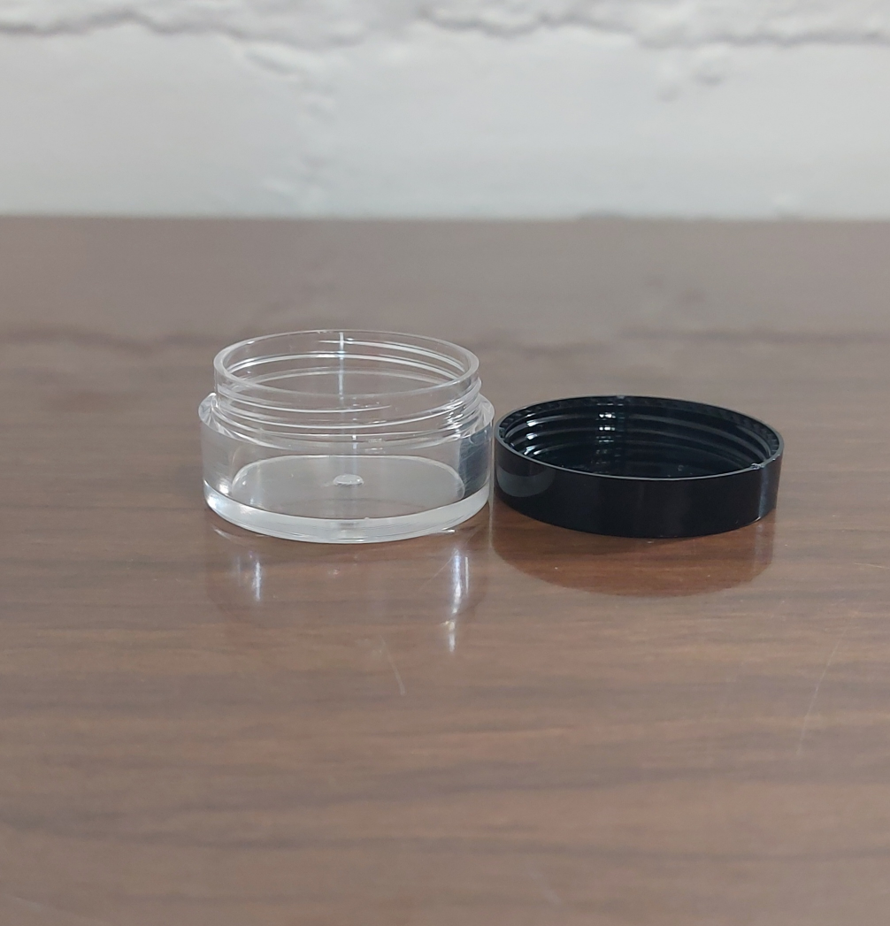 FREE small plastic container with lid