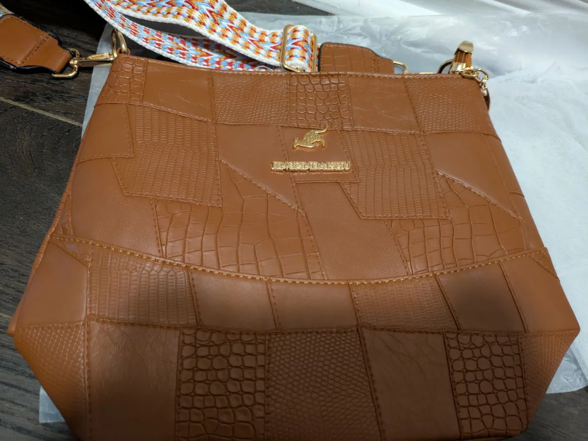 brand new women's stylish crossbody bag image indicator(6)