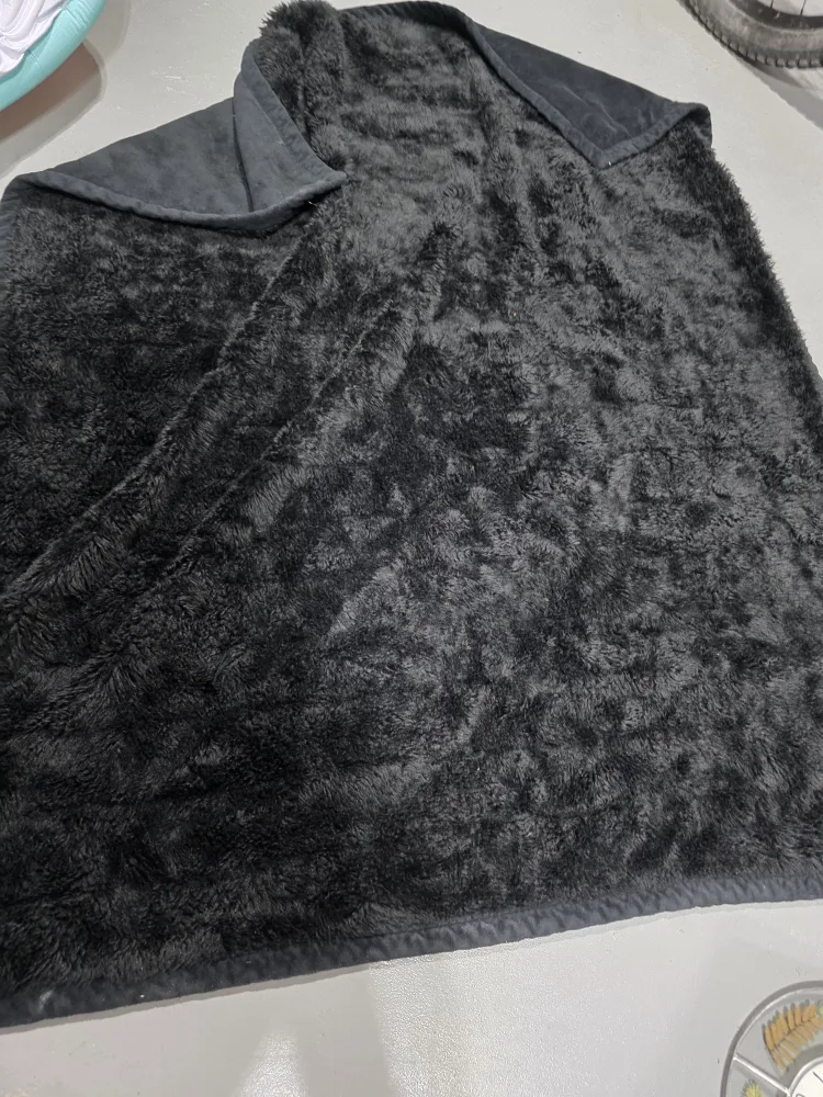 Black Blanket 🧡 thumbnail