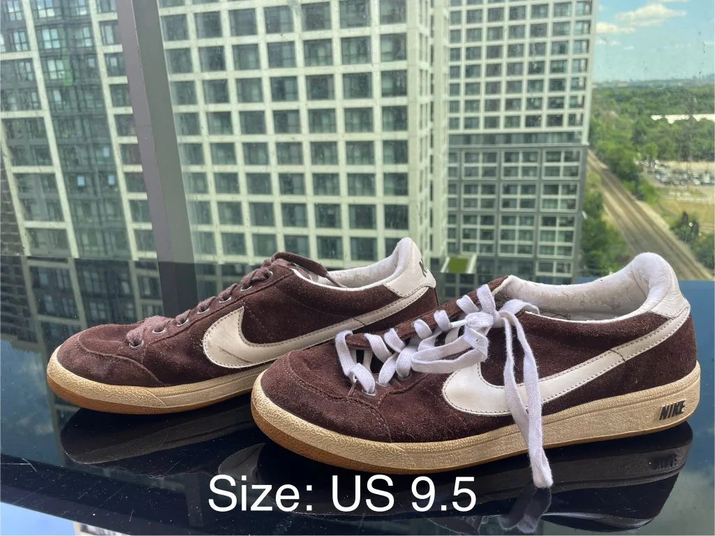 Nike men size 9.5 thumbnail