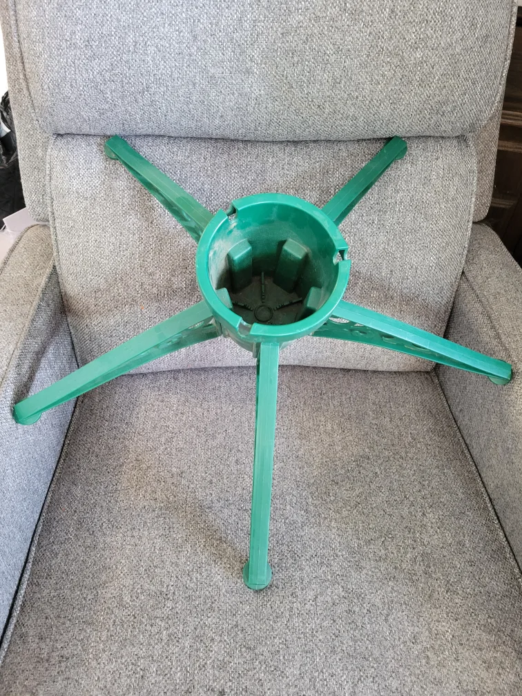 Decorative Xmas Tree Stand thumbnail