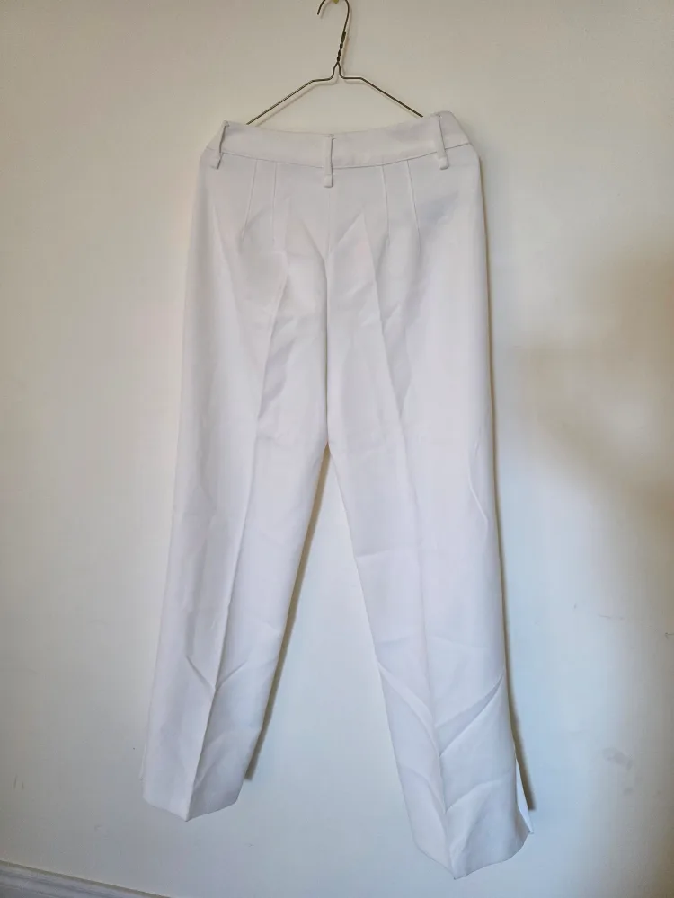New tagged MANGO White Trousers dress pants image indicator(2)