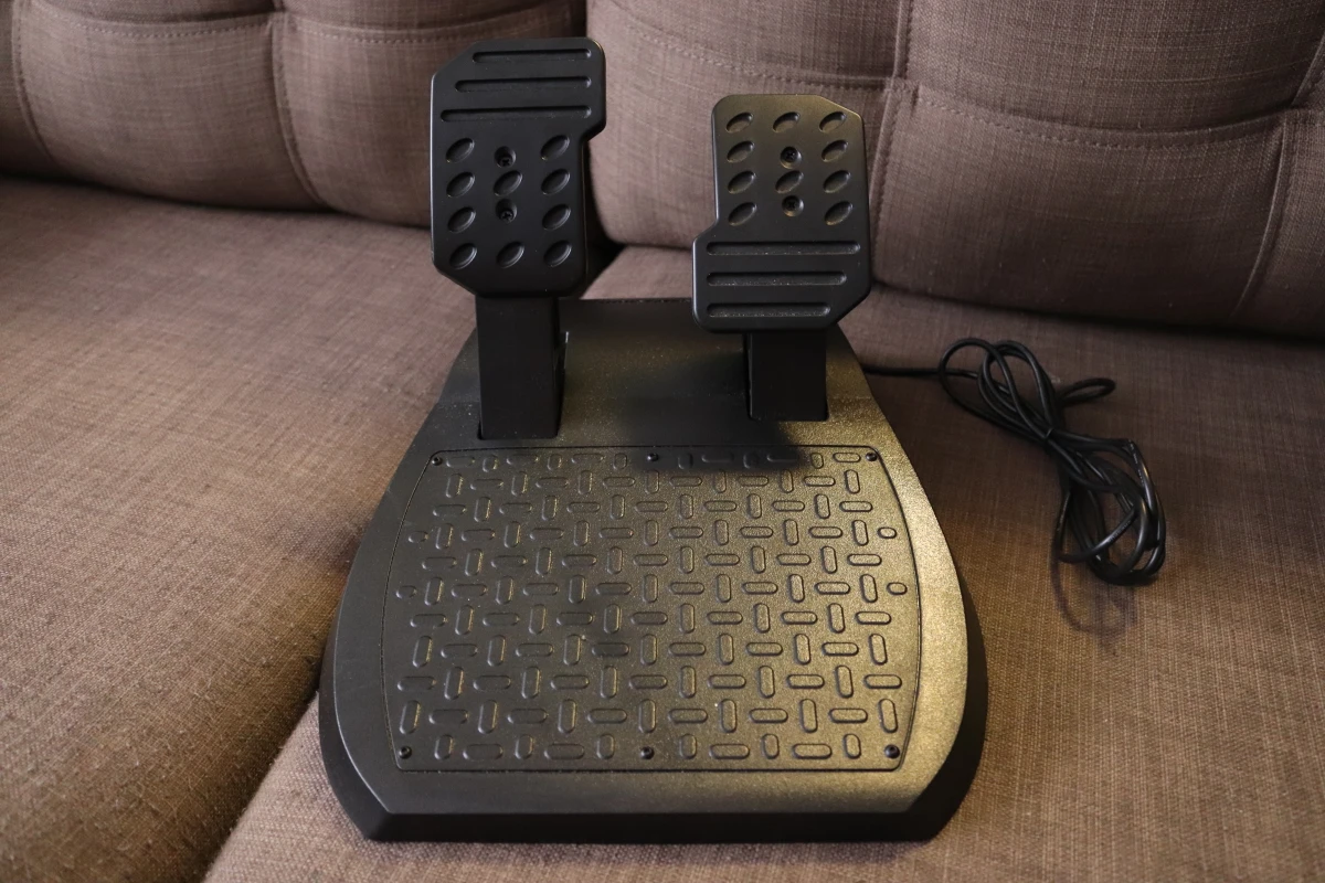 Sim racing wheel and pedals Thrustmaster T150 - photo 4