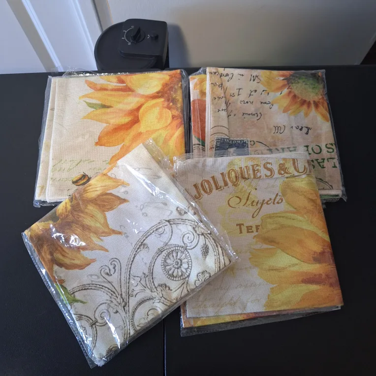 Floral Print Decorative Pillow Cover image indicator(7)