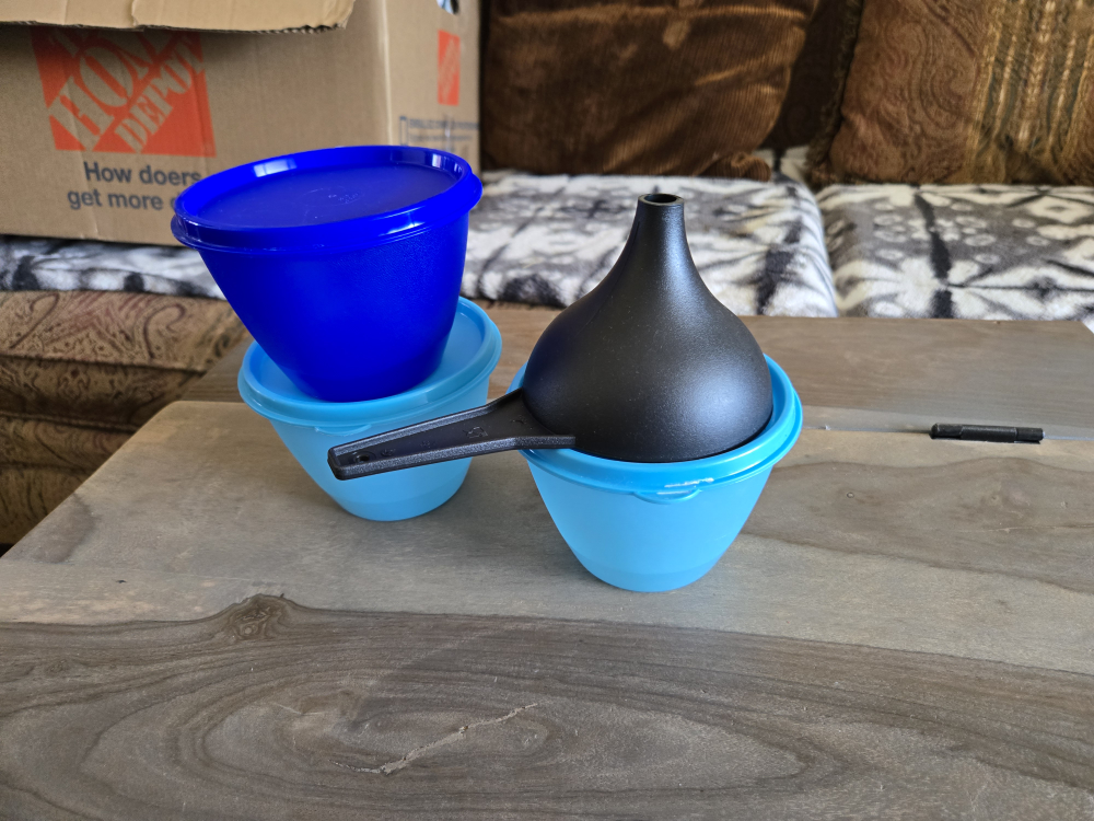 Tupperware Bowls and Containers - Mixed Set - photo 3