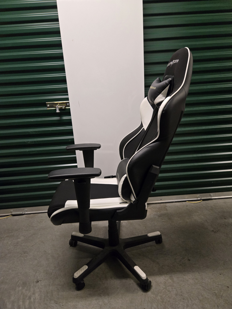 DXRacer Gaming Chair - Black and White - photo 4