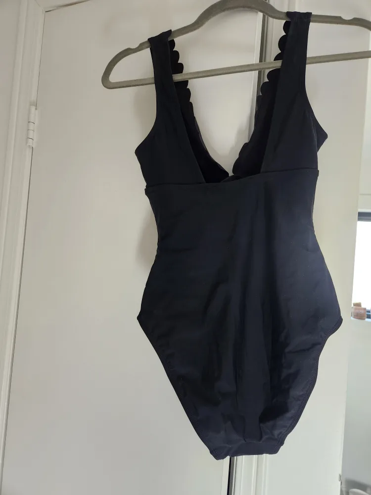 Accessorize London Black Swimsuit - Size 8 image indicator(2)