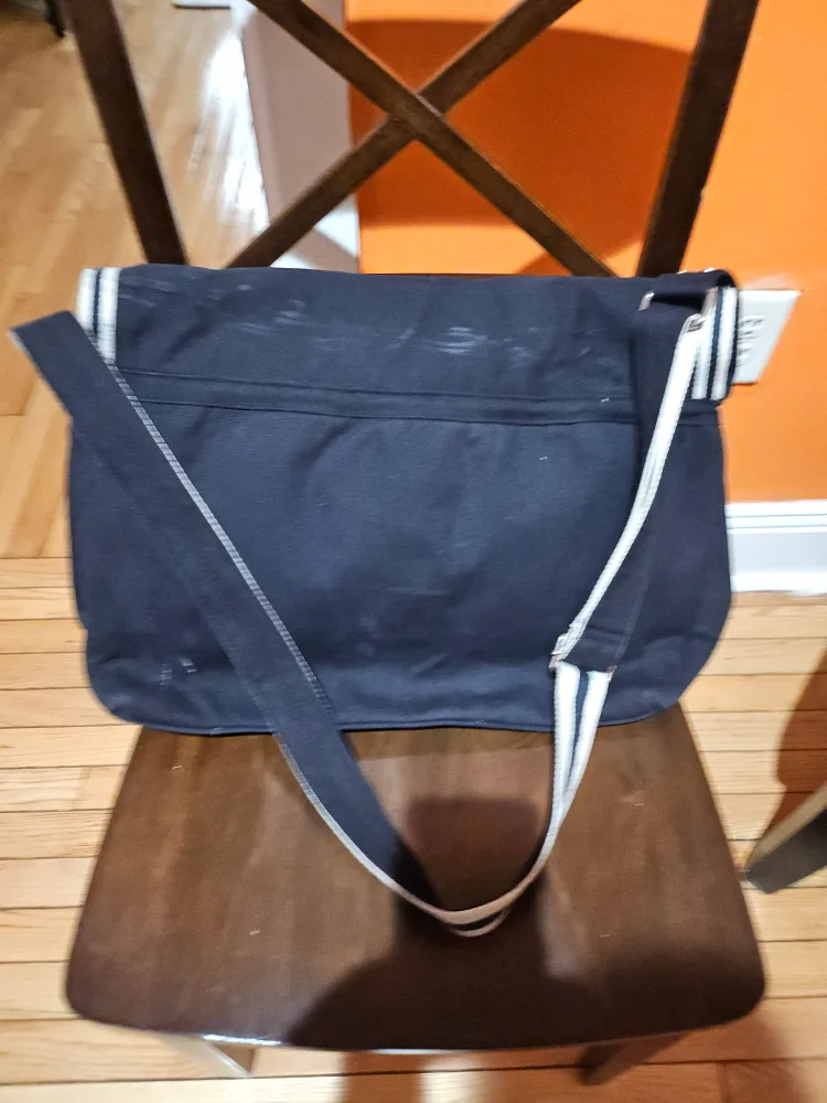 Ben Sherman Navy Blue Messenger Bag image indicator(2)