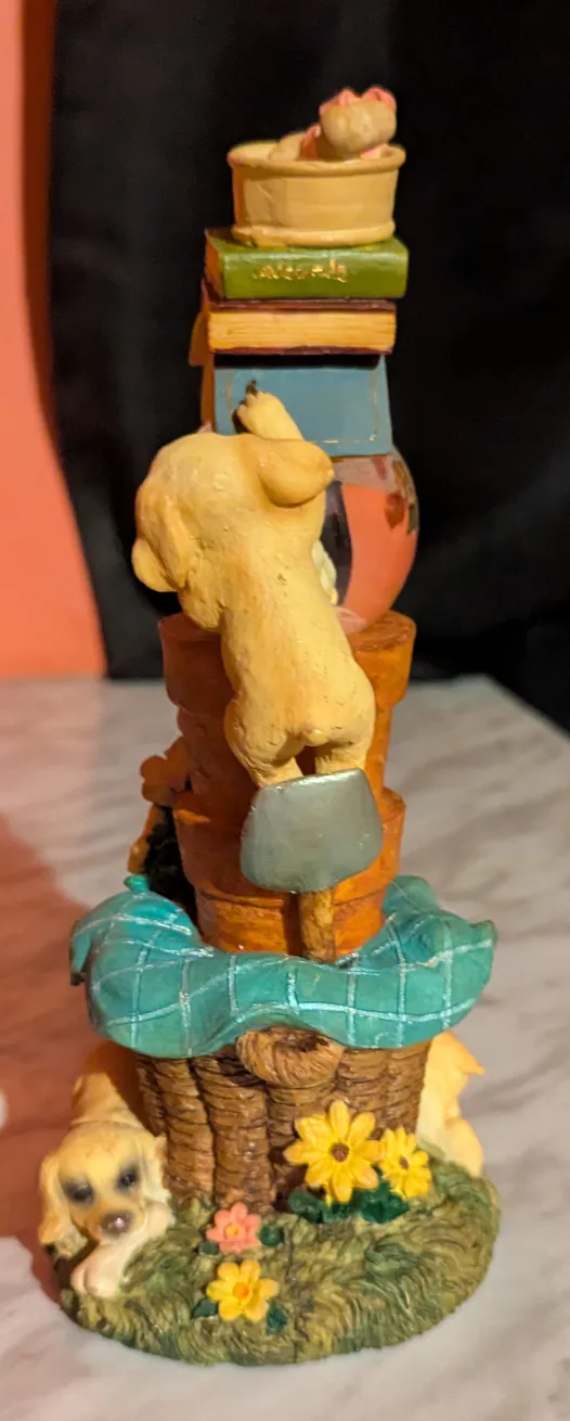 Puppy Garden Decor Figurine snow globe image indicator(2)