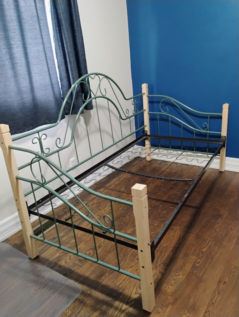 Metal Bed Frame - Green