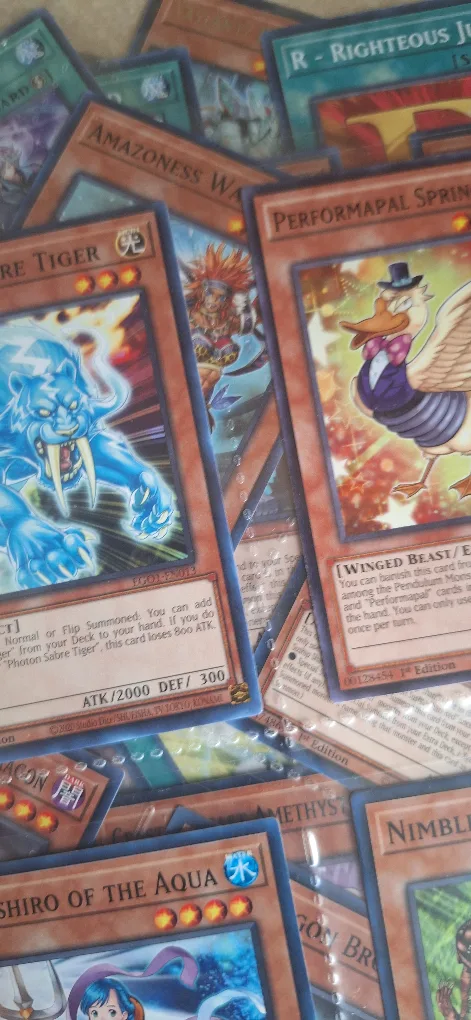 60 Yu-Gi-Oh! cards thumbnail