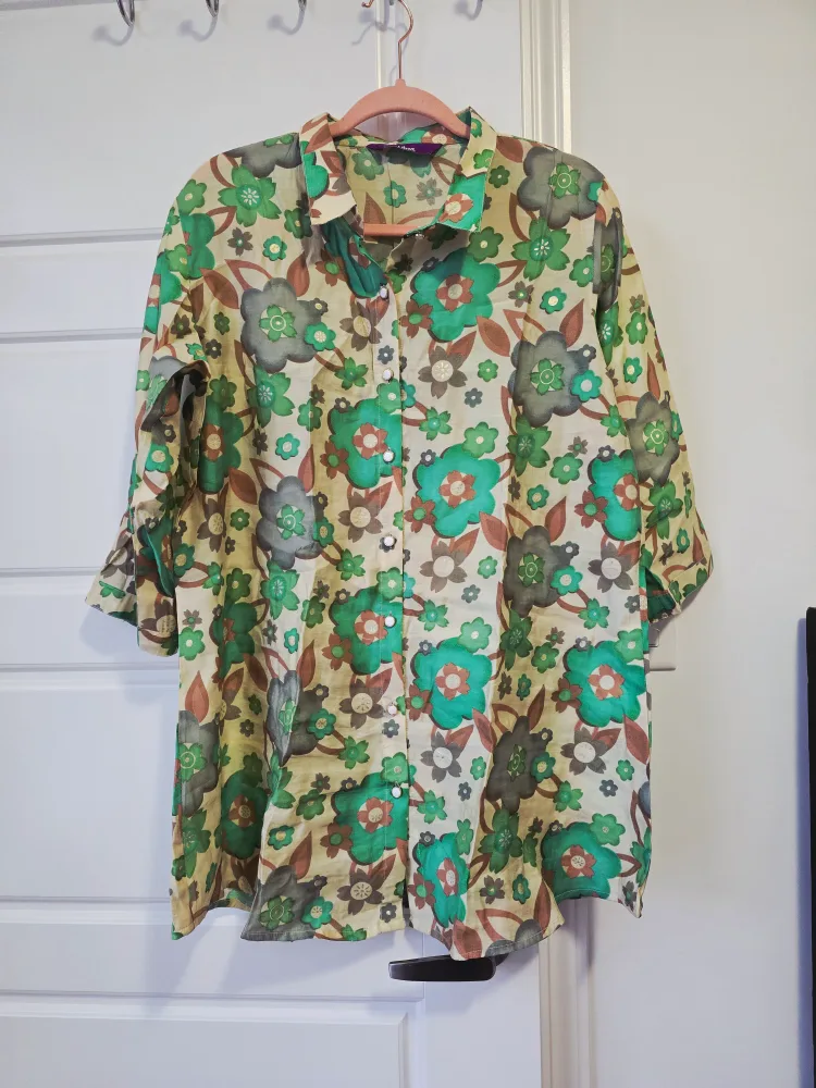 Kurti Floral Print Shirt thumbnail