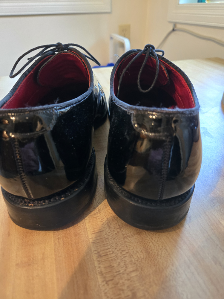 Allen Edmonds Black Patent Leather Dress Shoes - Size 9.5 - photo 5