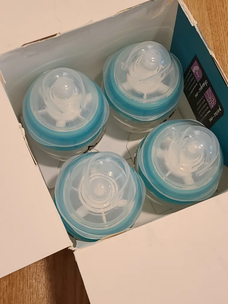 Tommee Tippee Advanced Anti-Colic Bottles, 4 Pack image indicator(2)