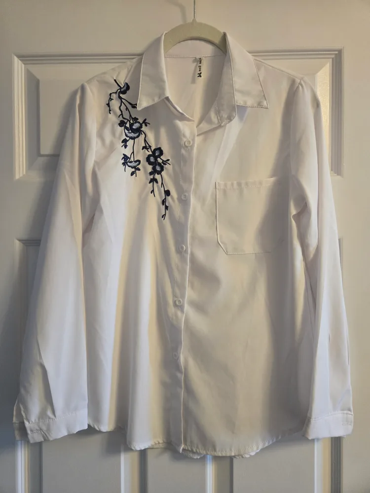 Embroidered White Blouse - Size M image indicator(2)