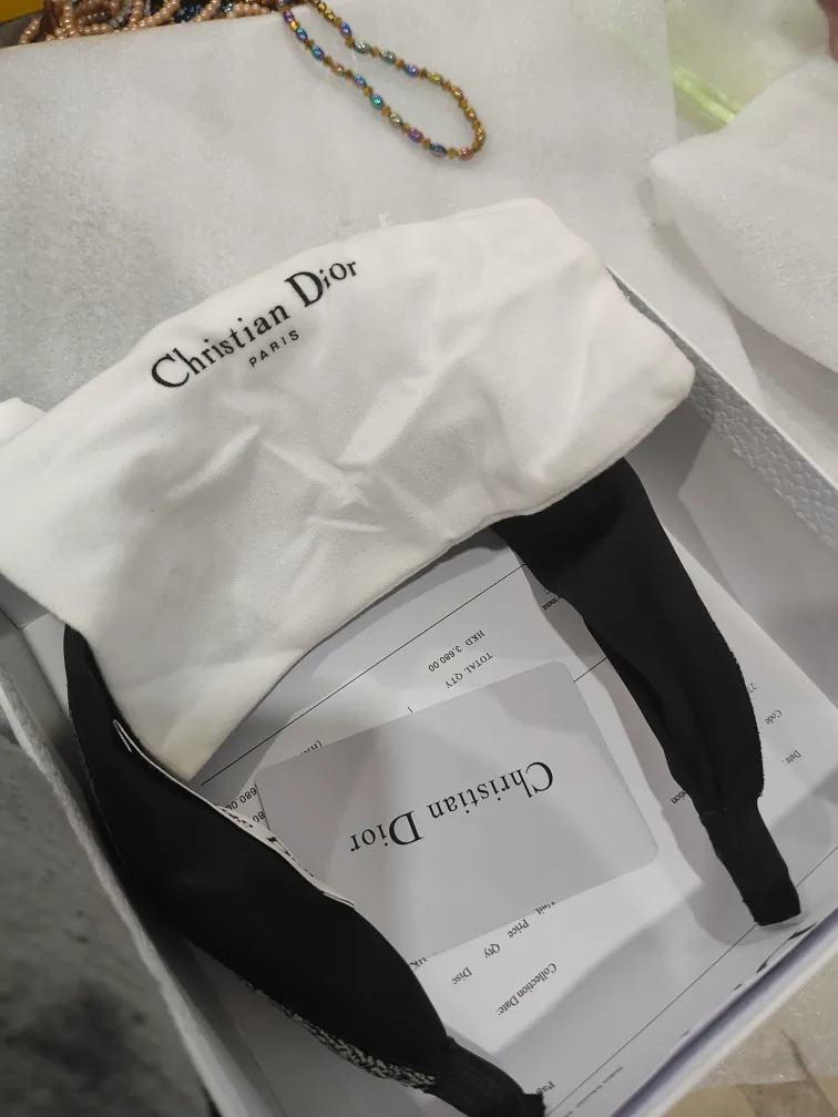 Christian Dior Black Headband image indicator(2)