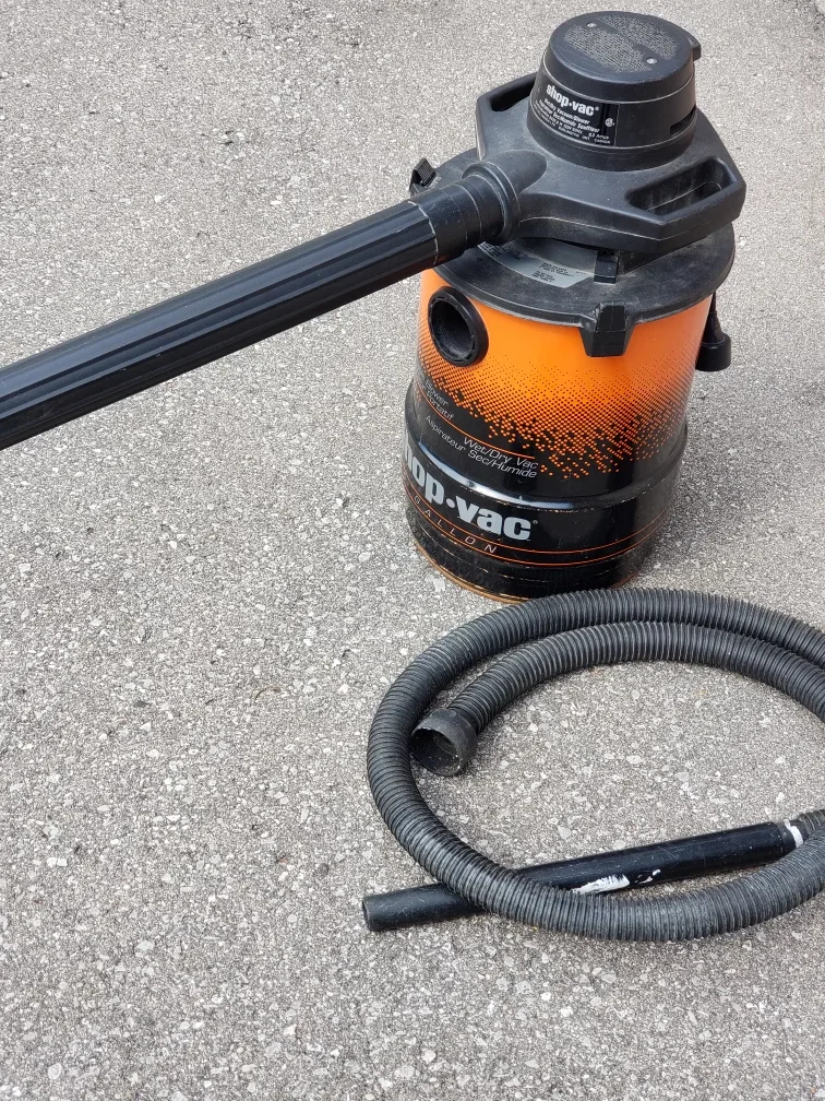 Shop-Vac 5 Gallon Wet/Dry Vacuum image indicator(2)