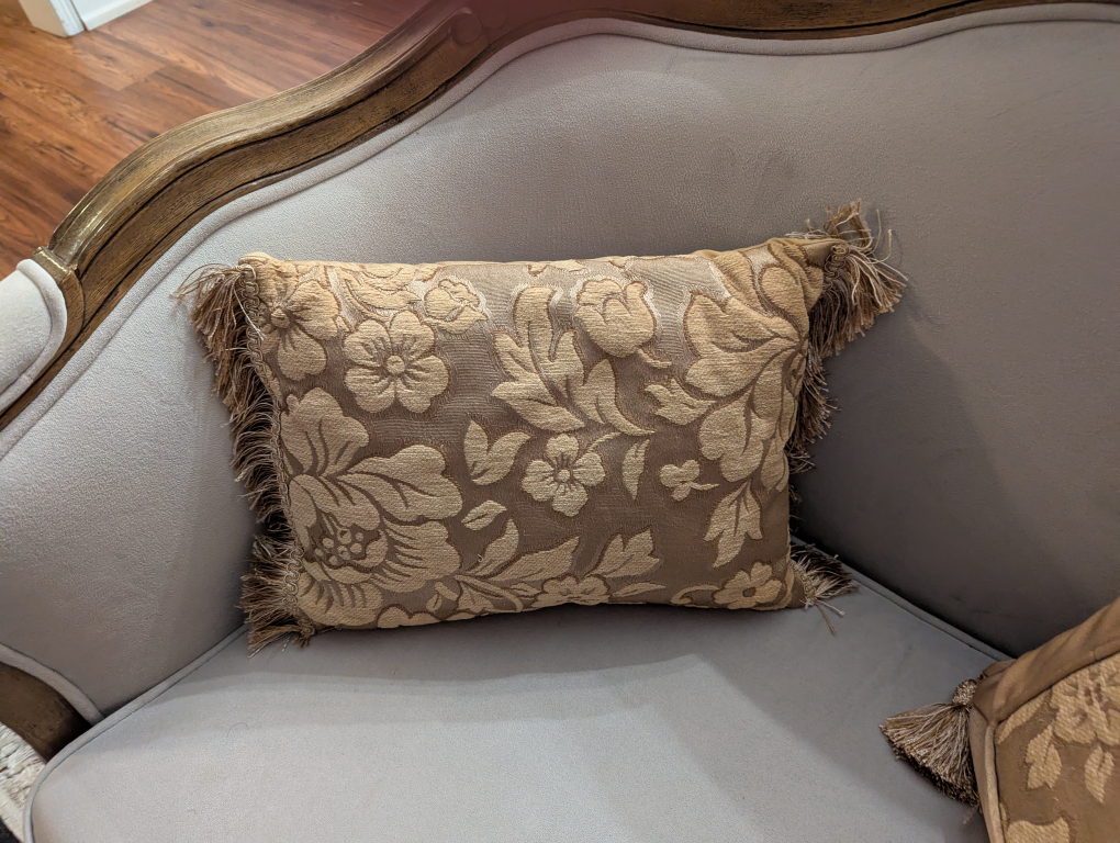 Decorative Floral Throw Pillows - Set of Two - photo 4