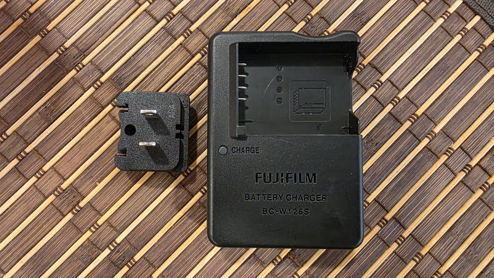 Fujifilm BC-W126S Battery Charger