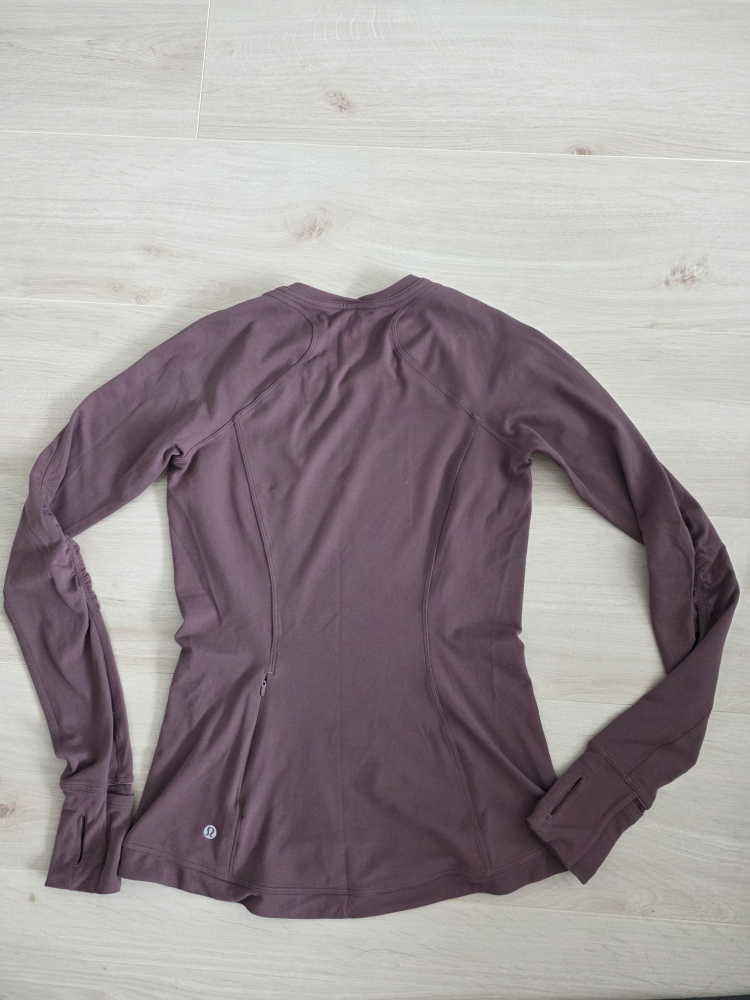 Lululemon Long Sleeve Top, Size 6 - photo 3