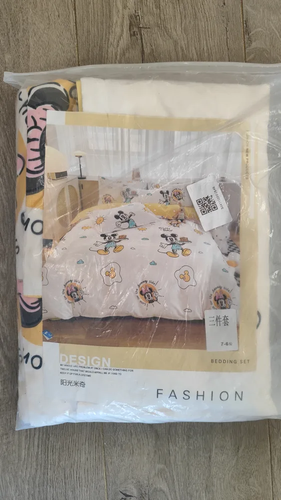 Disney Bedding Set - New in Package thumbnail