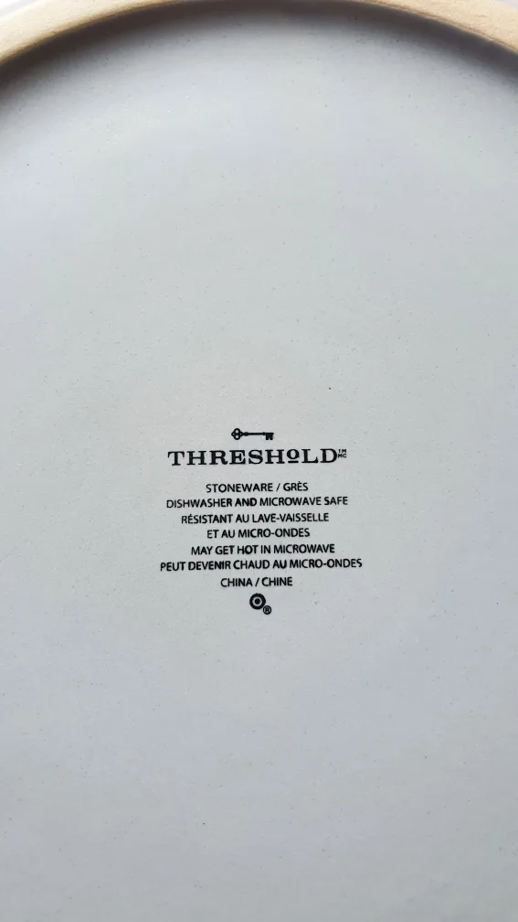 Dinnerware Set - Plates, Bowls, Mugs image indicator(9)