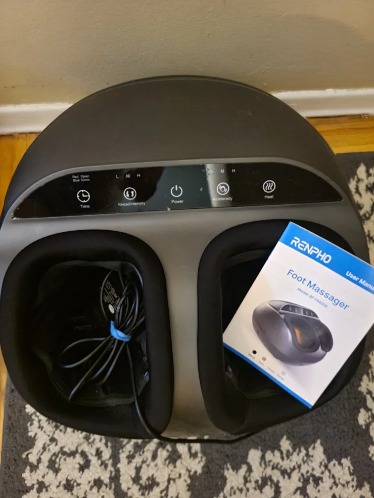 RENPHO Foot LUXURY Massager - Black ( used once)  🥕 thumbnail