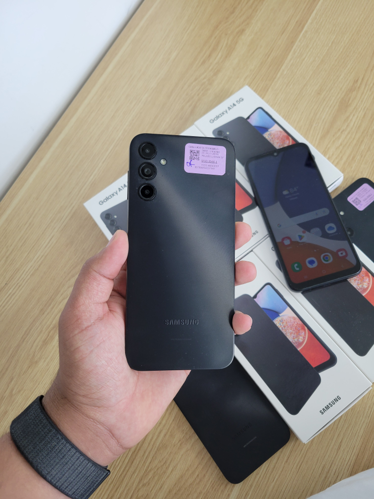 New Samsung Galaxy A14 5G - Unlocked - photo 4