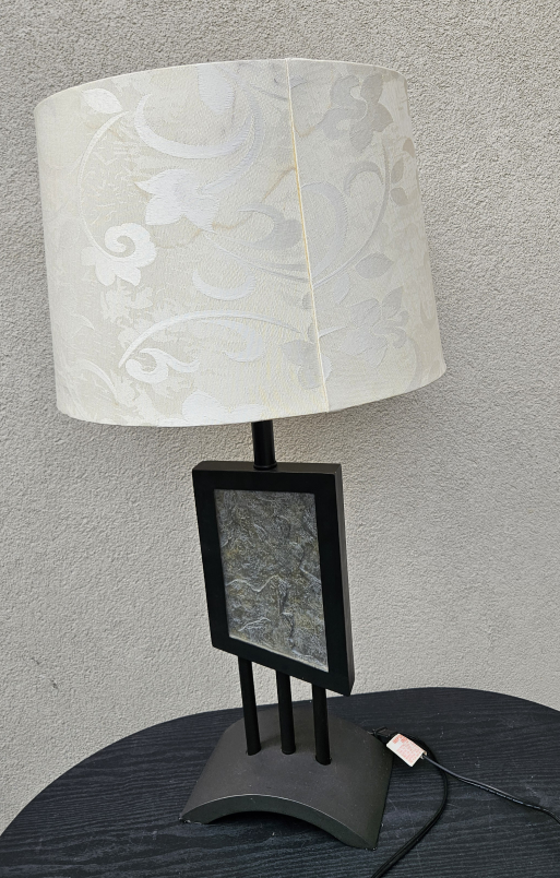 Table Lamp with Floral Shade - photo 2