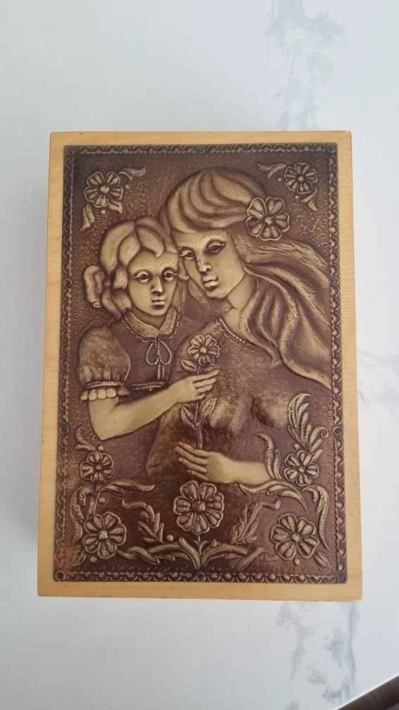 Vintage Box, wood/copper engraved thumbnail