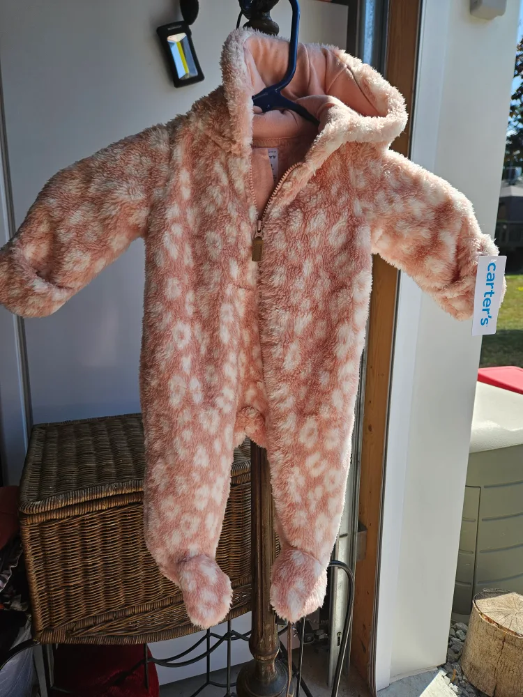 Carter's 3M Fleece Footed Jumpsuit - New with Tags thumbnail