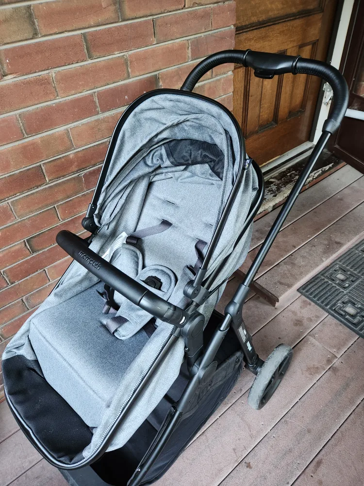 Nuna pipa& mompush bassinet stroller travelsystem. image indicator(4)